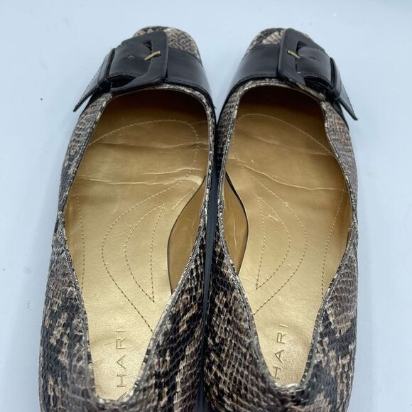 Tahari size 9 Jules reptile print leather flats. - Picture 5 of 11